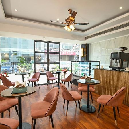 Hotel Krishna Deluxe-By Rcg Hotels New Delhi Exterior photo